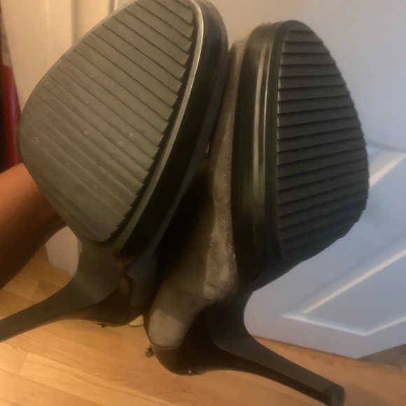 Michael Kors booties - Picture 5 of 5